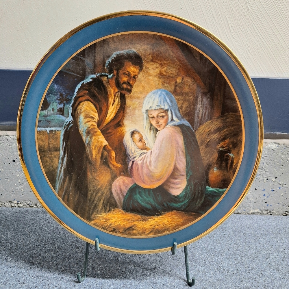 Southern Living  "The Story of Christmas, The Nativity" by Garri Katz, #859, NWT